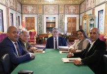 رئيس مجلس النواب يبحث مع أعضاء لجنة الصحة برنامج عمل اللجنة رئيس مجلس النواب يبحث مع أعضاء لجنة الصحة برنامج عمل اللجنة