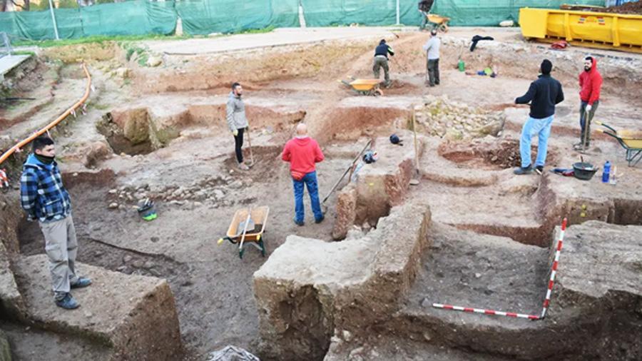 في إسبانيا… عظمة فيل محيّرة تُقدّم أول دليل مادي على فيلة الحرب المرتبطة بحملة حنبعل على روما في إسبانيا… عظمة فيل محيّرة تُقدّم أول دليل مادي على فيلة الحرب المرتبطة بحملة حنبعل على روما