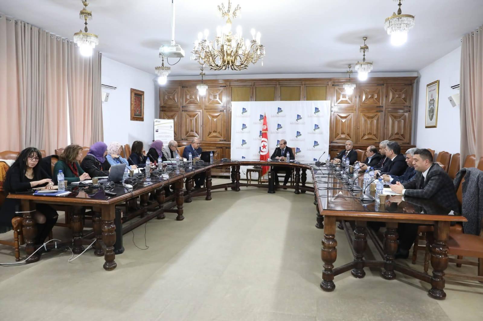 وزير التجهيز يوصي بالتسريع في تسليم المساكن الاجتماعية الجاهزة وزير التجهيز يوصي بالتسريع في تسليم المساكن الاجتماعية الجاهزة