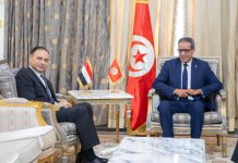 الدربالي يؤكد في لقائه بسفير مصر أهمية الدبلوماسية البرلمانية الدربالي يؤكد في لقائه بسفير مصر أهمية الدبلوماسية البرلمانية