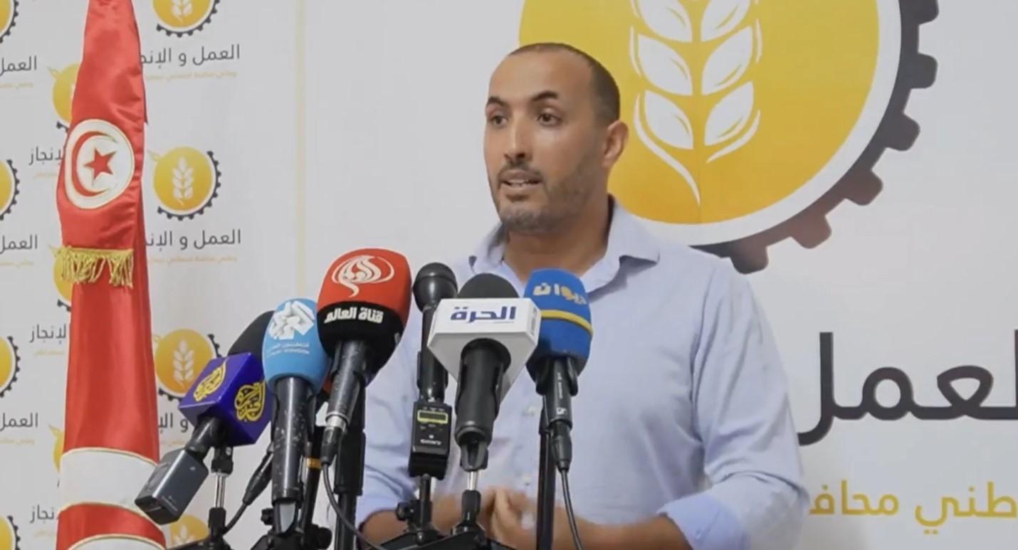 أحمد النفاتي: مبادرة العقد الوطني الجديد تعالج جذور الأزمة في تونس أحمد النفاتي: مبادرة العقد الوطني الجديد تعالج جذور الأزمة في تونس