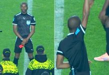 حكم مباراة الترجي والأهلي يثير الجدل بتصرف غريب بعد صافرة النهاية حكم مباراة الترجي والأهلي يثير الجدل بتصرف غريب بعد صافرة النهاية