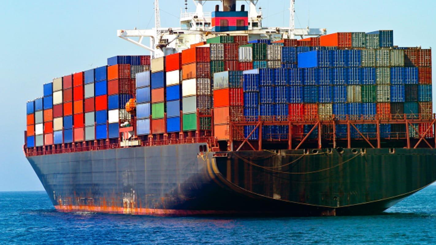 العجز التجاري لتونس يتجاوز 10.4 مليارات دينار العجز التجاري لتونس يتجاوز 10.4 مليارات دينار