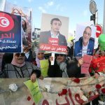 عائلات المعتقلين السياسيين في تونس قلقة على حياتهم عائلات المعتقلين السياسيين في تونس قلقة على حياتهم
