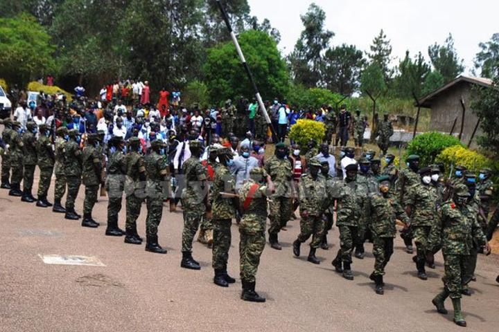 Don’t retire to join opposition, UPDF retirees warned Don’t retire to join opposition, UPDF retirees warned