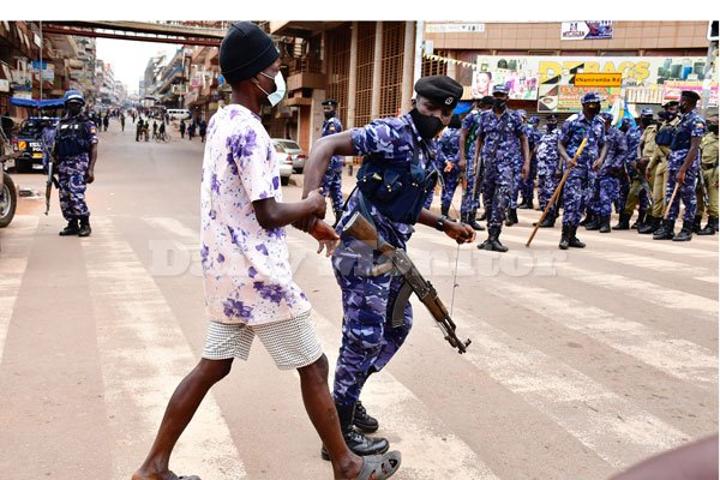 Authorities look on as people abuse Covid directives Authorities look on as people abuse Covid directives