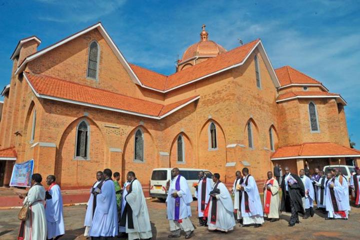Religious leaders, scientists clash over reopening places of worship Religious leaders, scientists clash over reopening places of worship