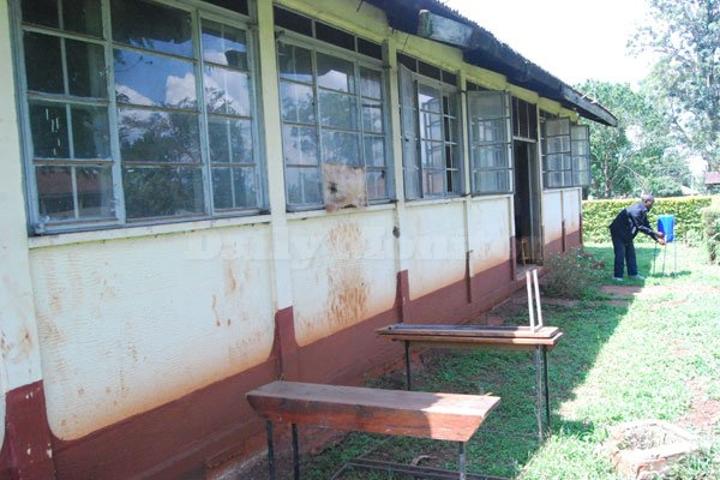 Govt school for deaf, blind women rots away Govt school for deaf, blind women rots away