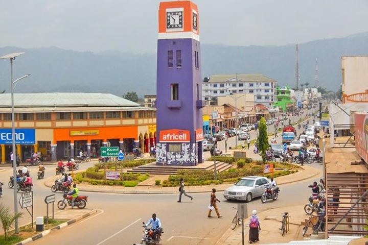 Govt issues land titles to 823 Mbale residents Govt issues land titles to 823 Mbale residents
