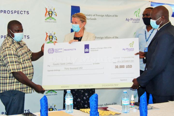West Nile farmers receive $300,000 from Dutch govt to boost production West Nile farmers receive $300,000 from Dutch govt to boost production