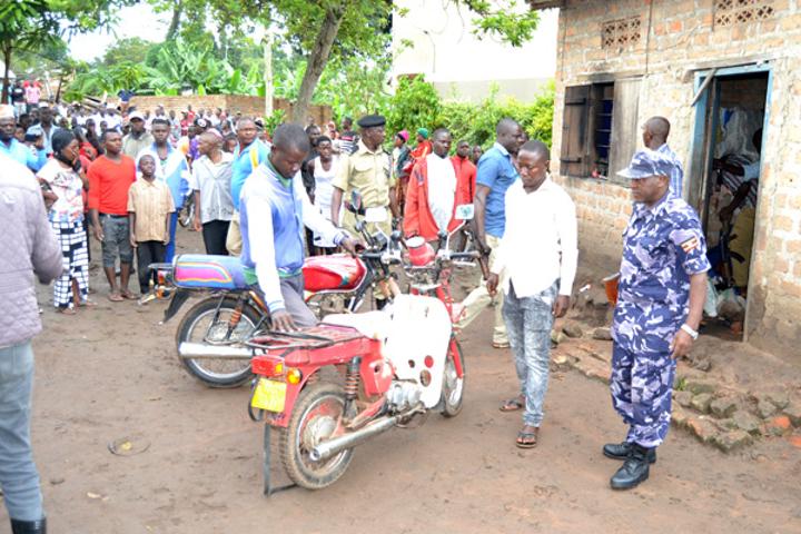 Luweero locals lynch 6 suspects in one week Luweero locals lynch 6 suspects in one week