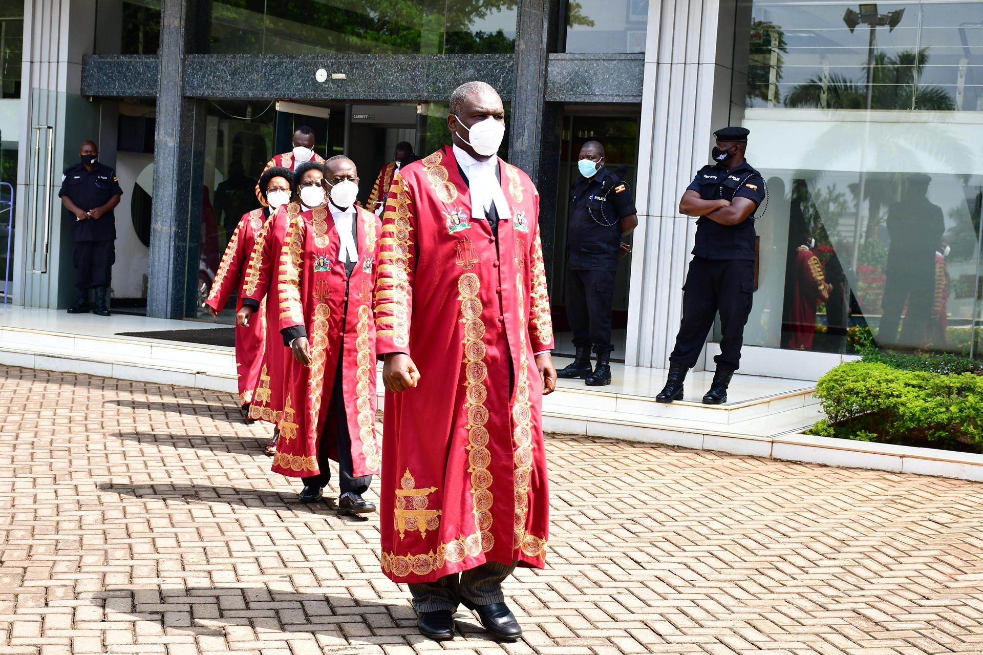 Judges return to school for oil and gas studies Judges return to school for oil and gas studies