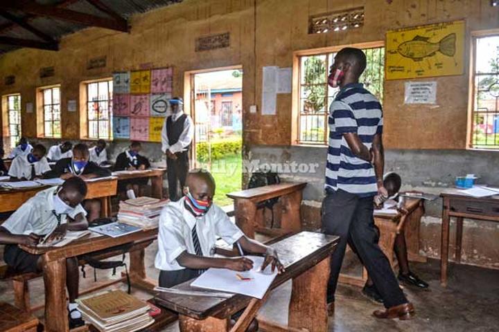 Govt proposes uniform salary for all teachers Govt proposes uniform salary for all teachers