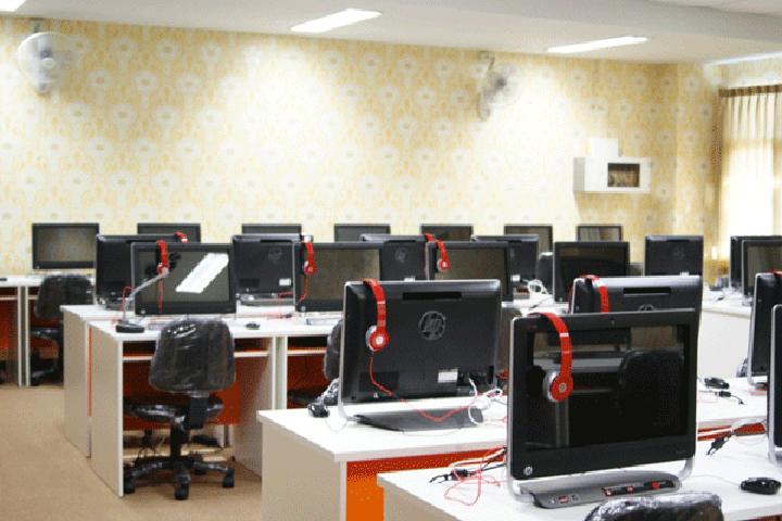 Mak starts evaluating e-learning in universities Mak starts evaluating e-learning in universities