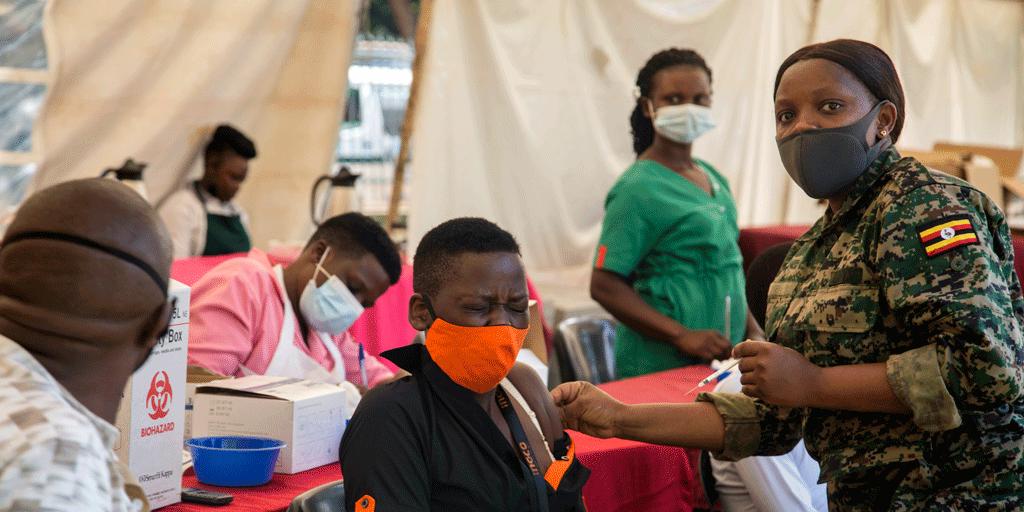 Omicron variant presents like malaria, experts say Omicron variant presents like malaria, experts say