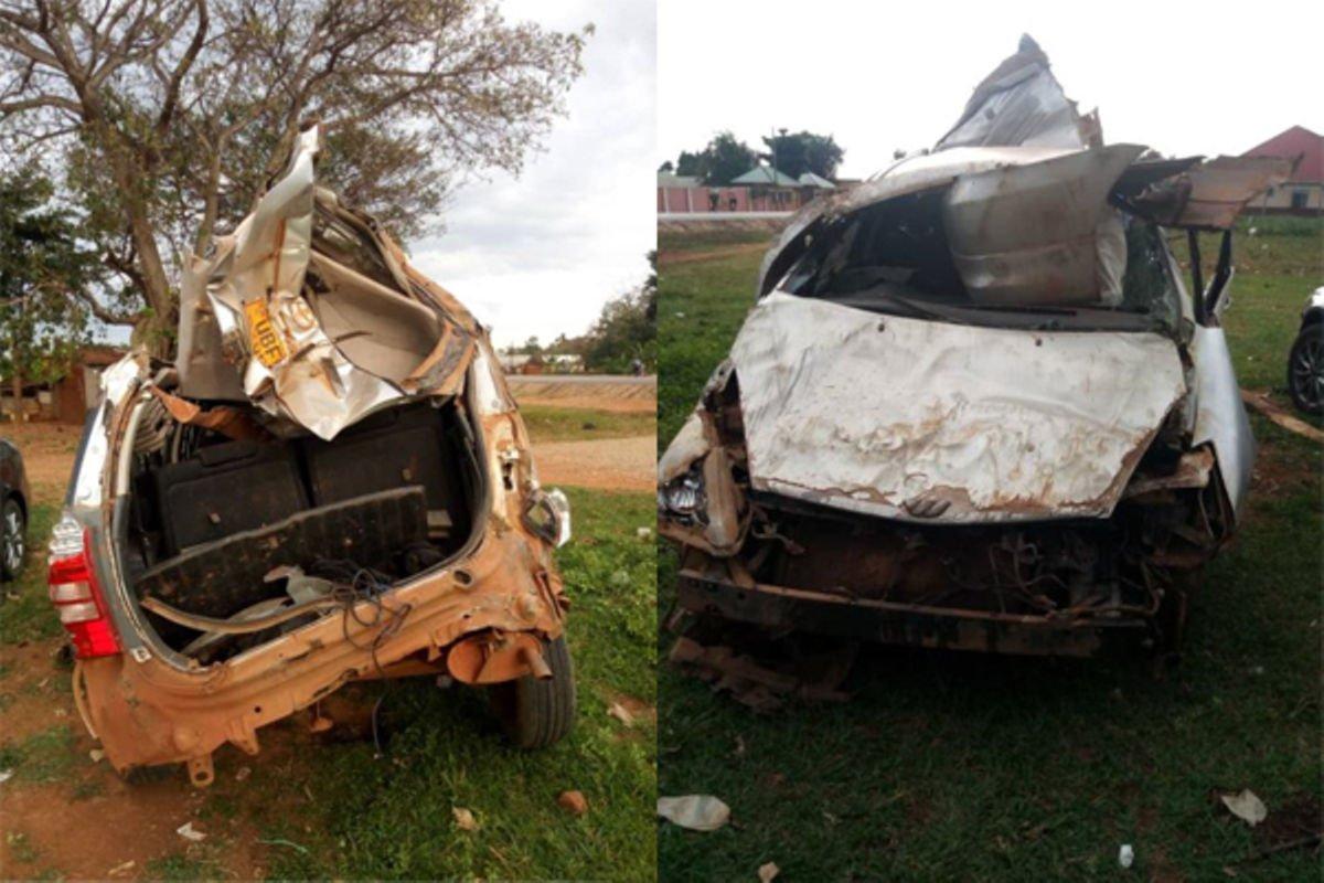One dead, four injured as car overturns along Mbale-Tirinyi road One dead, four injured as car overturns along Mbale-Tirinyi road
