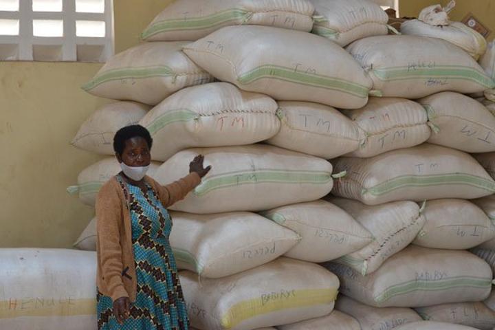 Helpful tips on proper storage of animal feed Helpful tips on proper storage of animal feed