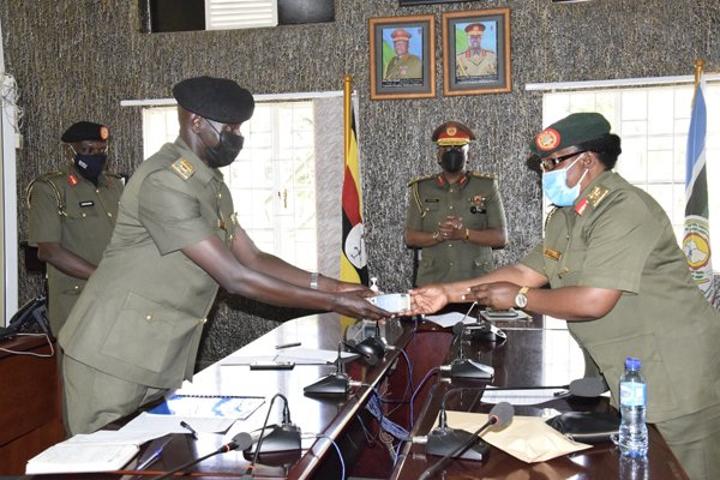 Museveni promotes 528 UPDF officers Museveni promotes 528 UPDF officers