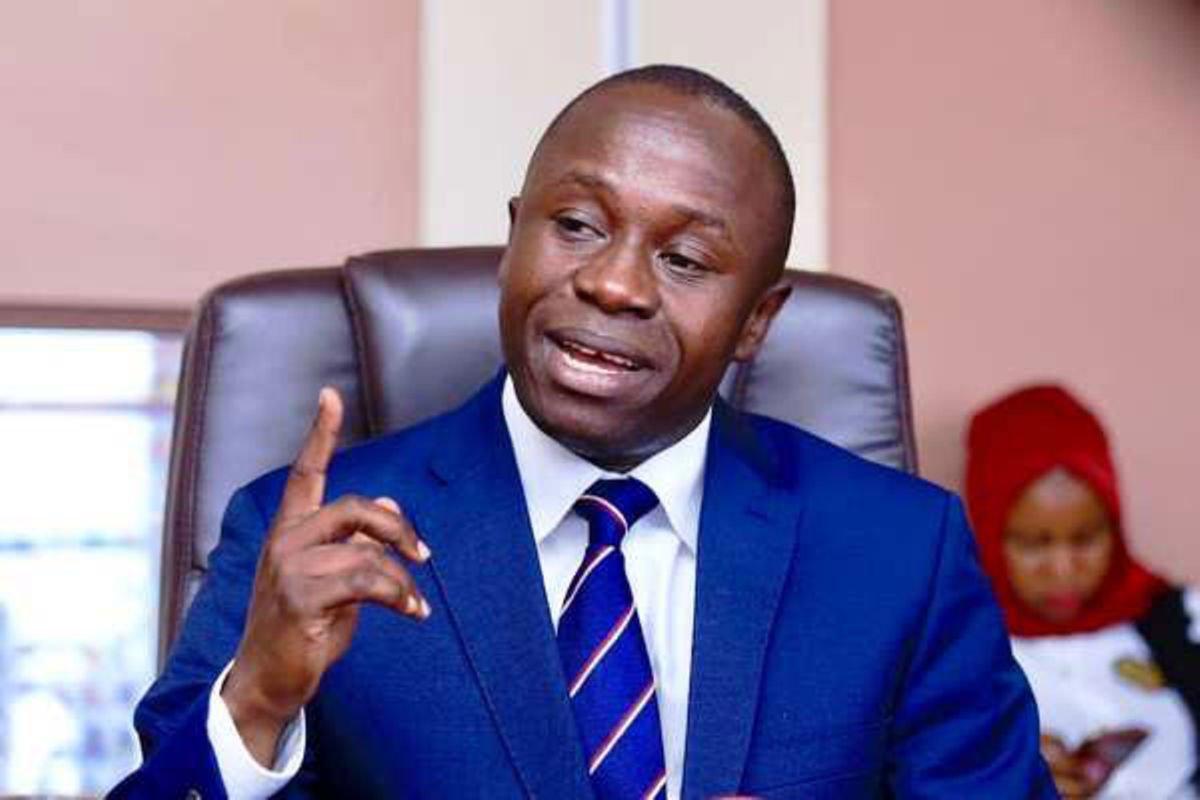 Minister orders arrest, blacklisting of two contractors over shoddy work Minister orders arrest, blacklisting of two contractors over shoddy work
