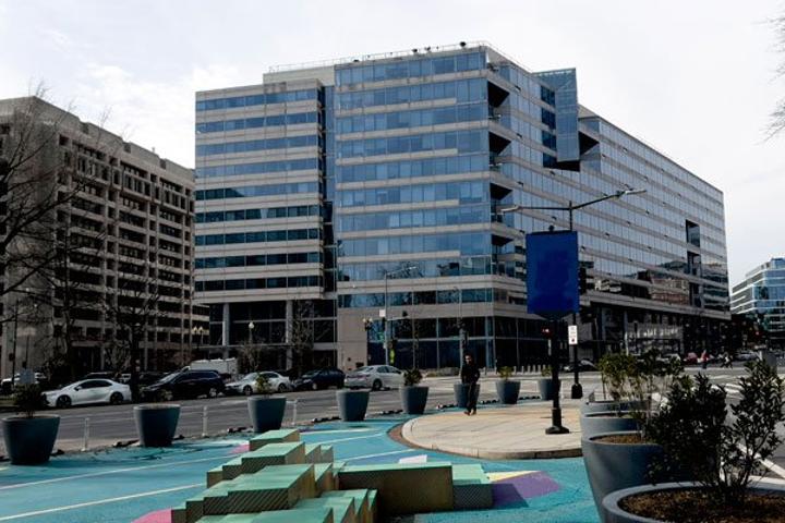 IMF slashes global growth outlook amid Omicron hit IMF slashes global growth outlook amid Omicron hit