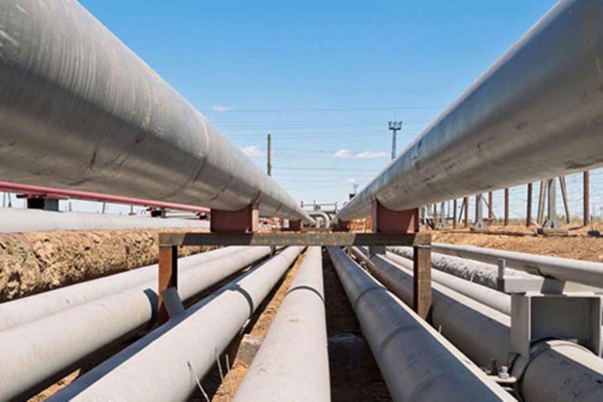 Foreign firms tipped for Shs13t oil pipeline deal Foreign firms tipped for Shs13t oil pipeline deal