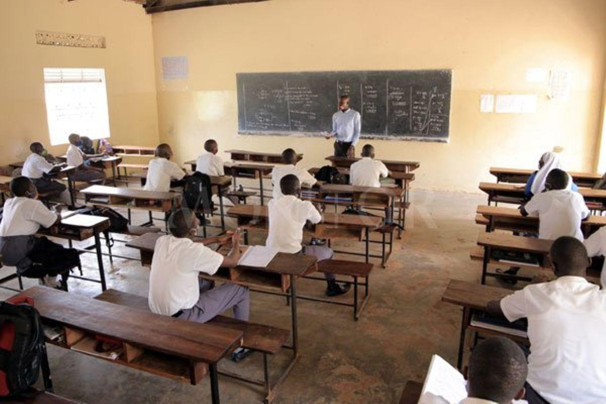 Schools teaching new curriculum without textbooks Schools teaching new curriculum without textbooks