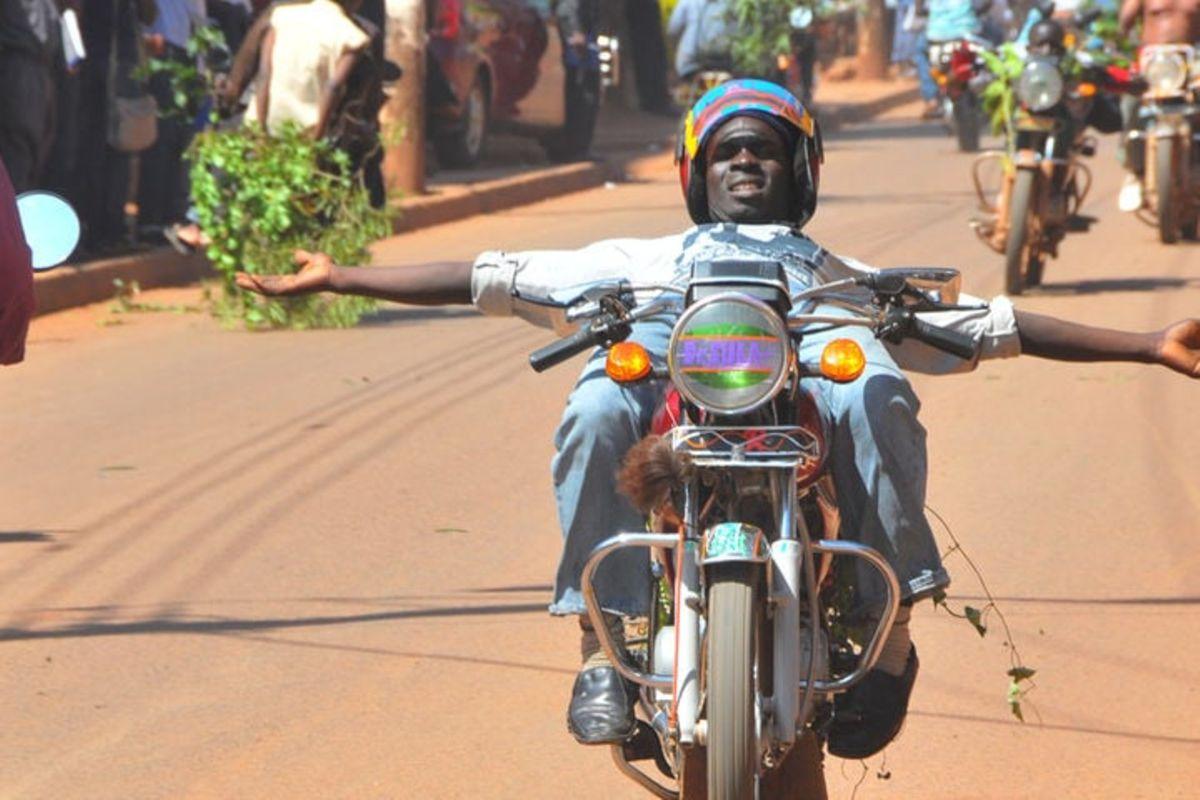 Government to train 50,000 boda boda cyclists Government to train 50,000 boda boda cyclists