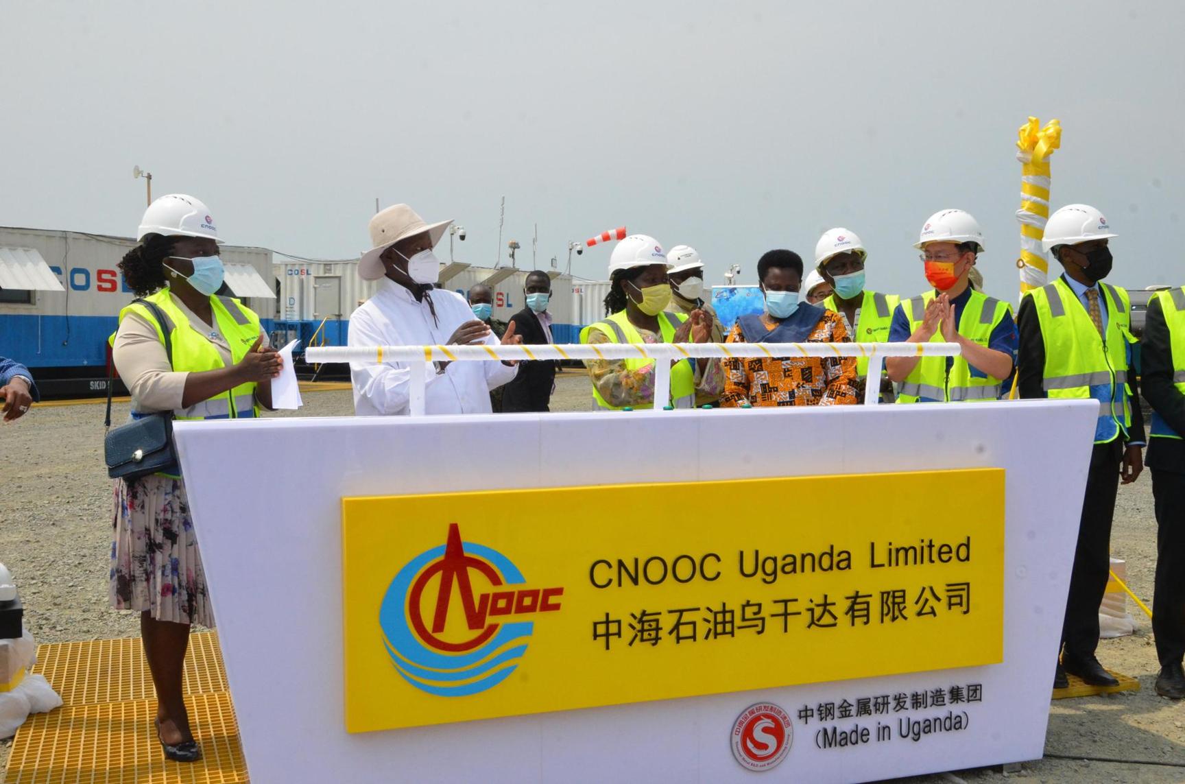 paris-protest-against-totalenergies-east-africa-oil-pipeline-uganda
