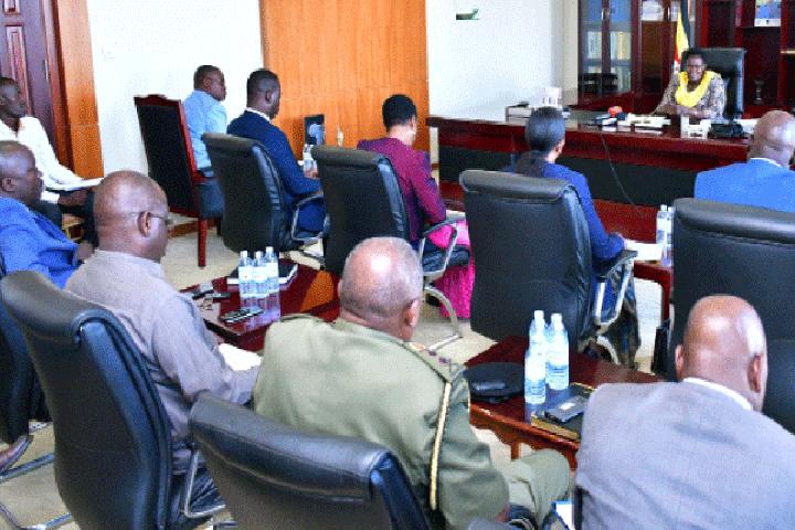 Iron sheets probe turns focus on VP, Speaker, PM Iron sheets probe turns focus on VP, Speaker, PM