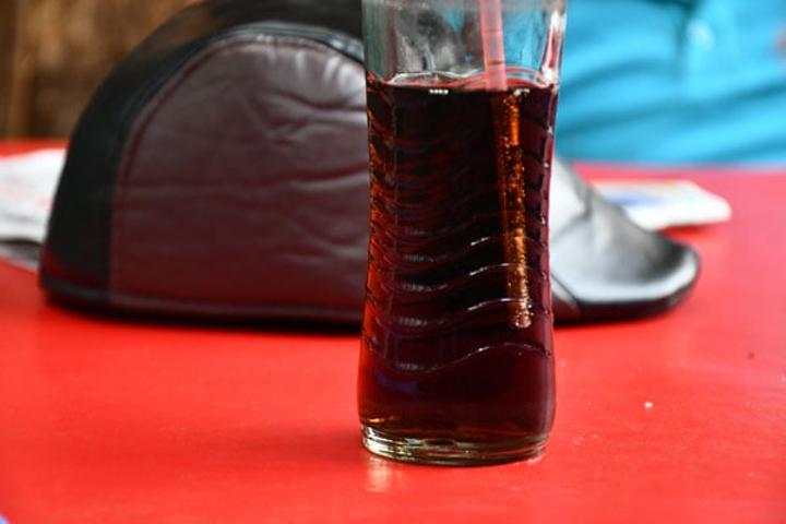 Manufacturers ask govt to cut taxes on soft drinks Manufacturers ask govt to cut taxes on soft drinks