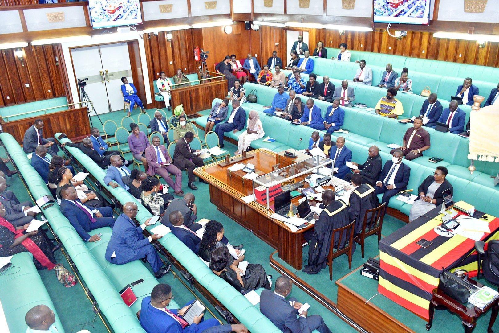 Kampala traders protest taxes on diapers in meeting with URA Kampala traders protest taxes on diapers in meeting with URA