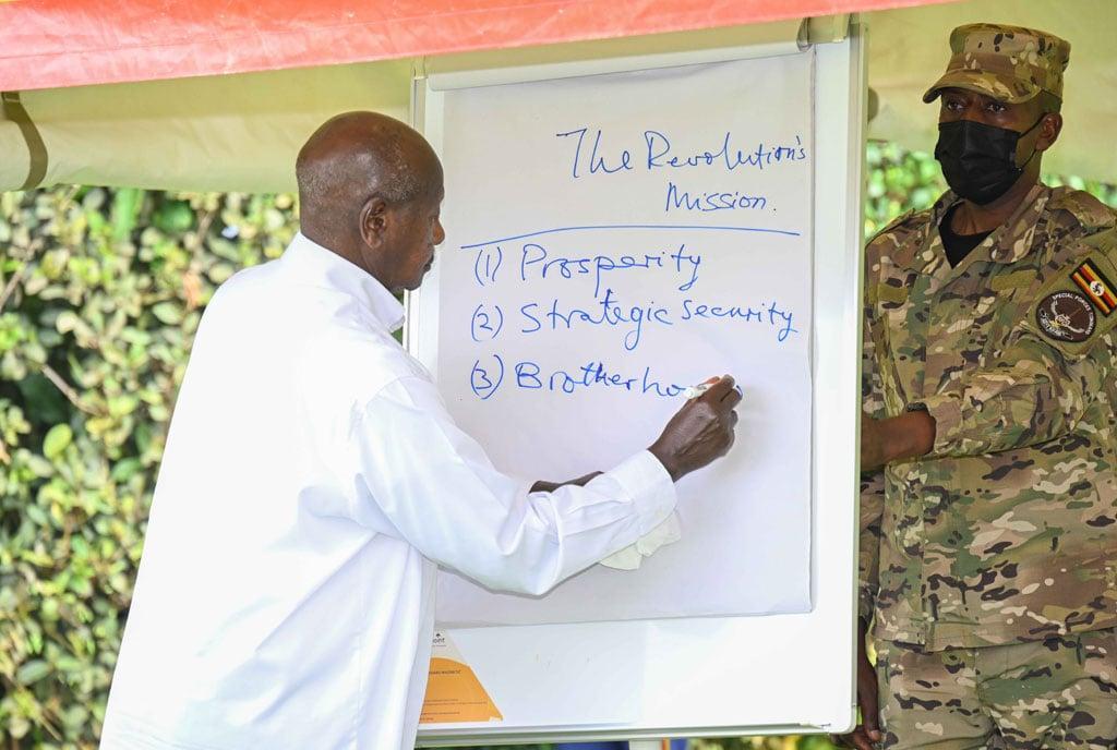 Museveni to detectives: Fight crime for Ugandans to prosper Museveni to detectives: Fight crime for Ugandans to prosper