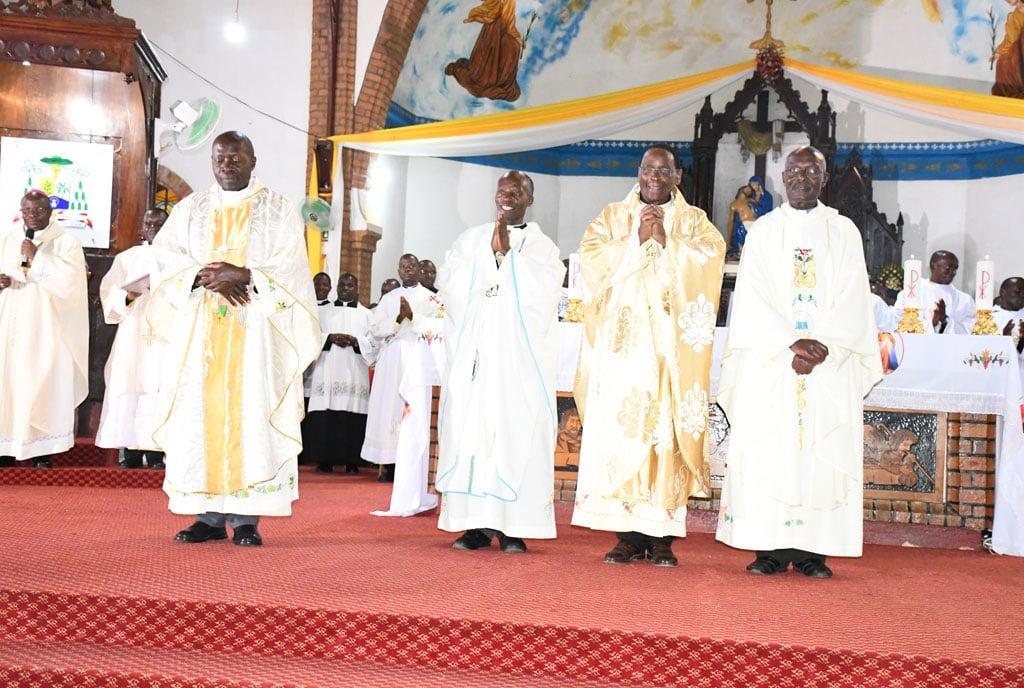 Pope bestows monsignor honours upon 4 Ugandan priests Pope bestows monsignor honours upon 4 Ugandan priests