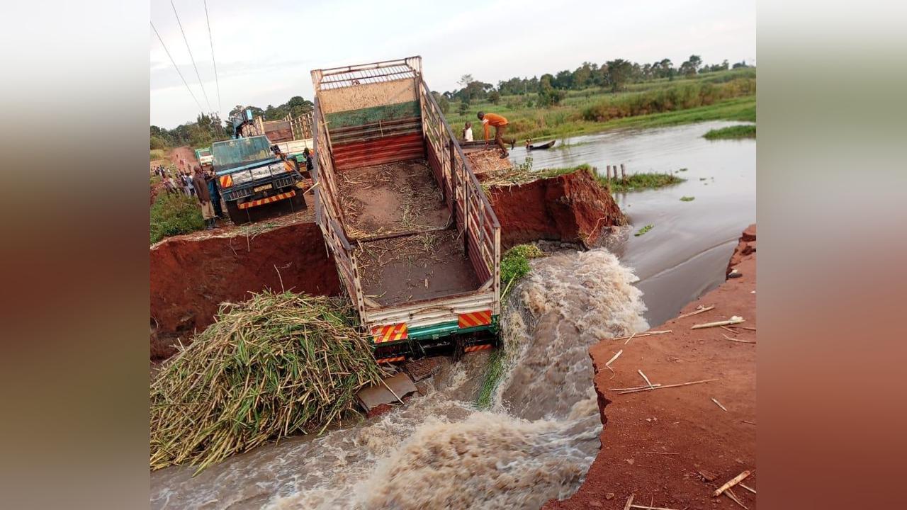 Namadope Bridge Collapse Cuts of Iganga-Luuka Road Namadope Bridge Collapse Cuts of Iganga-Luuka Road