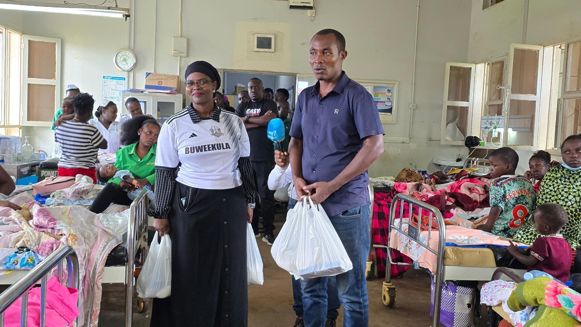 Buweekula Team Donates Relief to Mothers at Mubende Hospital Buweekula Team Donates Relief to Mothers at Mubende Hospital