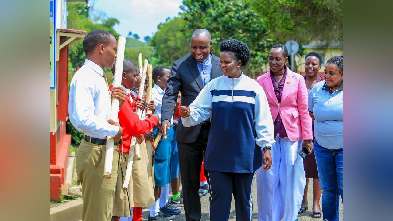 Commissioner Saku Lectures Trainees on Patriotism Commissioner Saku Lectures Trainees on Patriotism