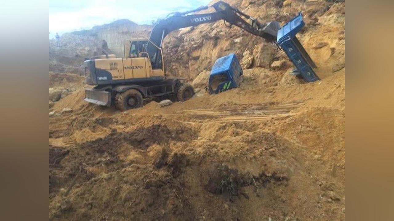 Sand Quarry Collapse Kills Two in Kanungu Sand Quarry Collapse Kills Two in Kanungu