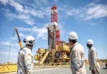 Govt should Fund Oil Refinery Instead of Waiting Govt should Fund Oil Refinery Instead of Waiting