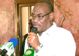 “آدم الفكي” : الإحتجاجات محدودة ..وزيارة البشير قائمة لمخيم “كلمة”