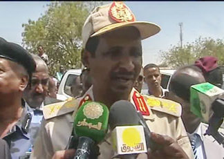 فوج مدرّع لقوات “الدعم السريع” يصل الفاشر لتنفيذ مرحلة الجمع القسري للسلاح