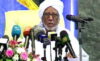 رئيس البرلمان يكشف عن إتجاه لتقليص عدد النواب