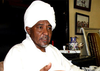 إتحاد نقابات عمال السودان يوقع إتفاقاً مع نظيره العراقي بالخرطوم