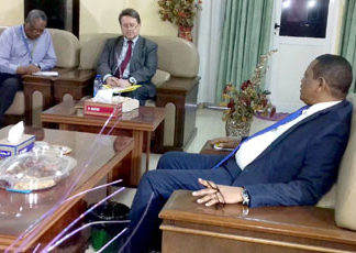 واشنطن تتعهد بالضغط على الحركات الرافضة للسلام