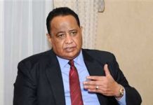 وزير الخارجية : البشير طلب حماية روسيا لبلاده من الإستهداف الغربي