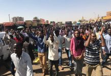 الإحتجاجات المنددة بالغلاء تتواصل لليوم الثاني والسلطات تعتقل عدداً من الناشطين