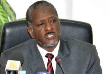 علي محمود : الوضع الإقتصادي في البلاد لم يبلغ مرحلة الإنهيار