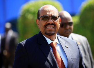 “البشير” يقرر تشكيل ٥ مجالس سيادية برئاسته و”الشعبي” يرفض الخطوة