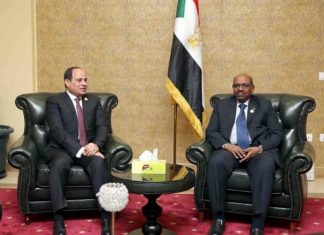 البشير والسيسي يتعهدان بوضع حد للتصعيد بين البلدين