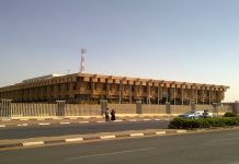 أوضاع المعتقلين السياسيين على طاولة لجنة حقوق الإنسان بالبرلمان