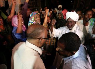 الشعبي والشيوعي يوردان إحصائيات متباينة بشأن أعداد المعتقلين